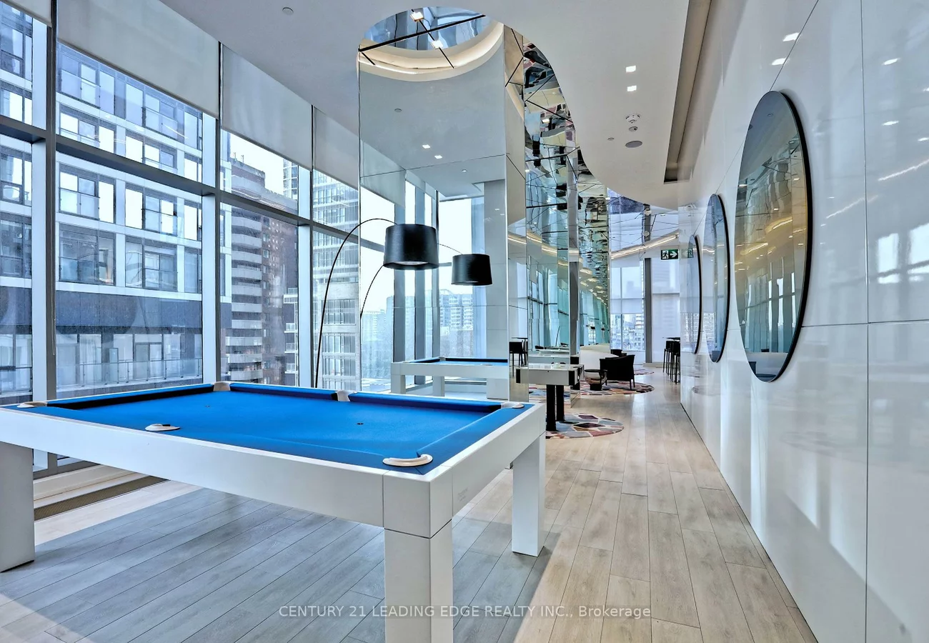 251, Jarvis, Waterfront Communities C8, Toronto