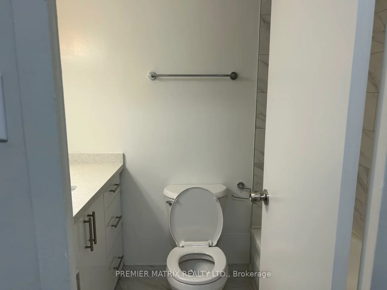 65, Thorncliffe Park, Thorncliffe Park, Toronto