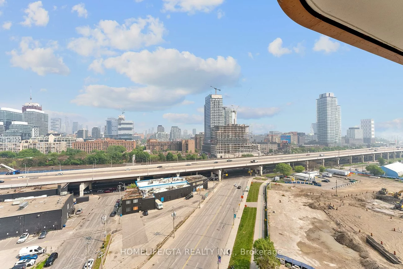 155, Merchants' Wharf, Waterfront Communities C8, Toronto