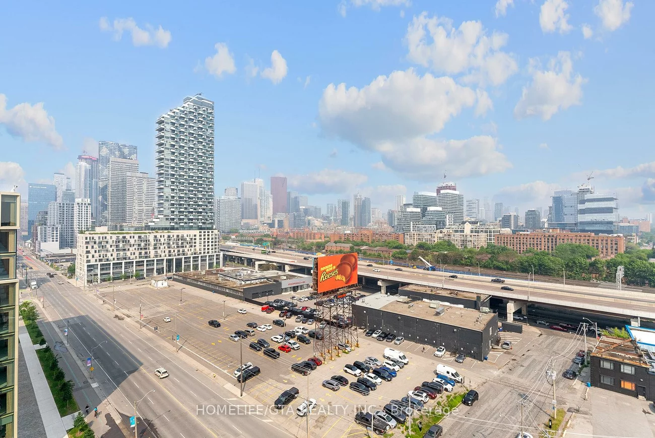 155, Merchants' Wharf, Waterfront Communities C8, Toronto