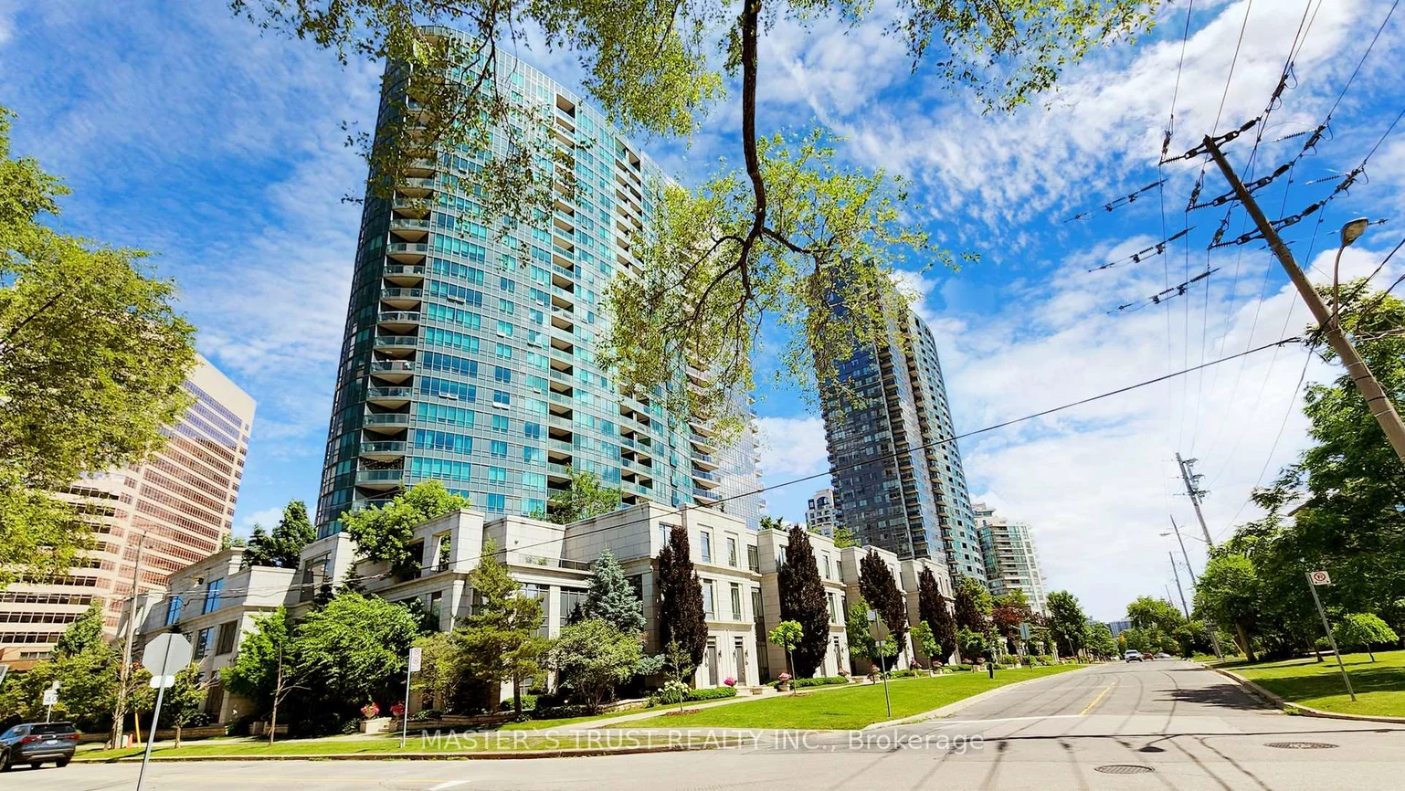 25, Greenview, Newtonbrook West, Toronto