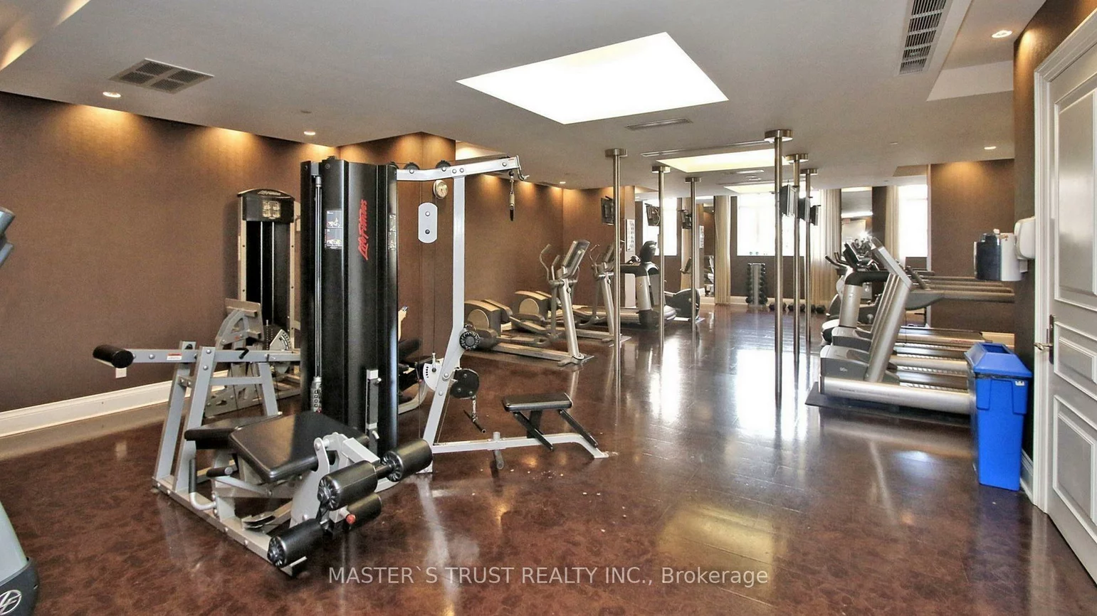 25, Greenview, Newtonbrook West, Toronto