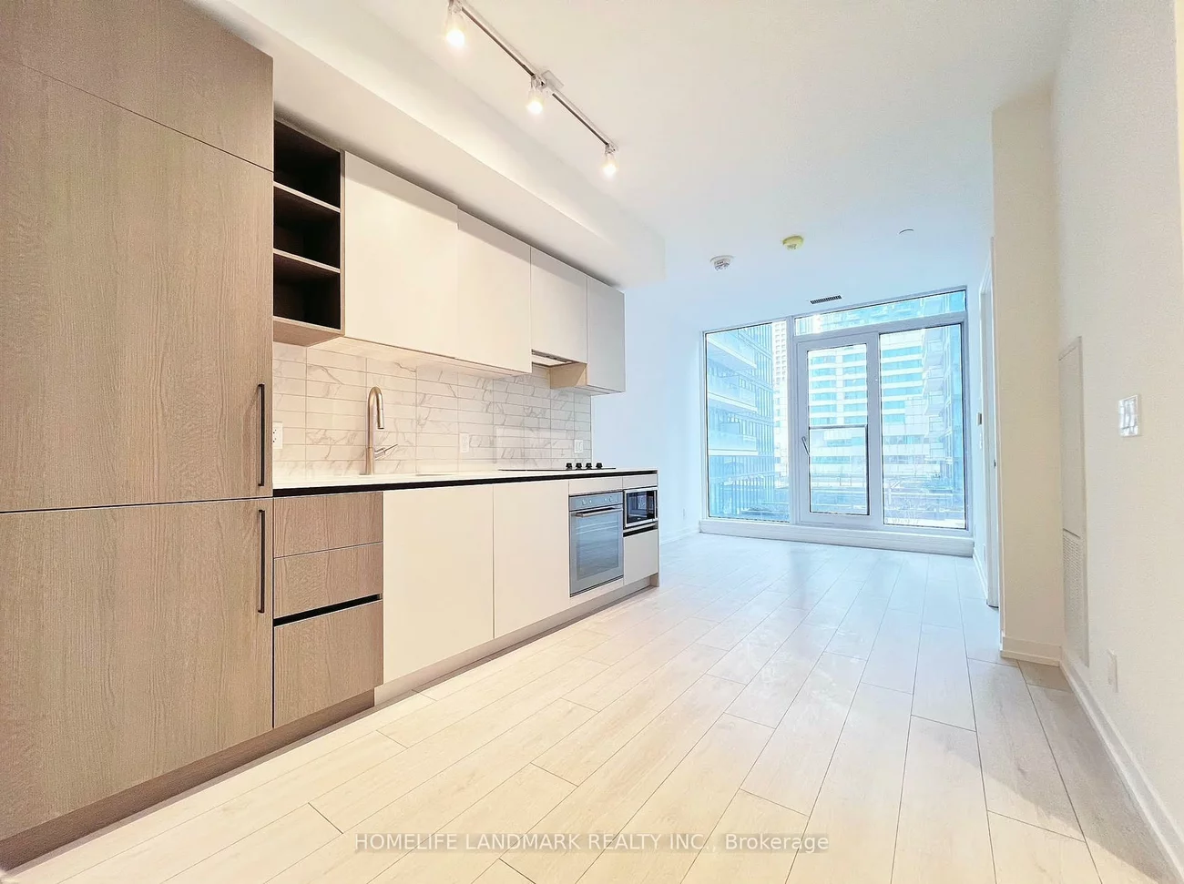 55, Mercer, Waterfront Communities C1, Toronto