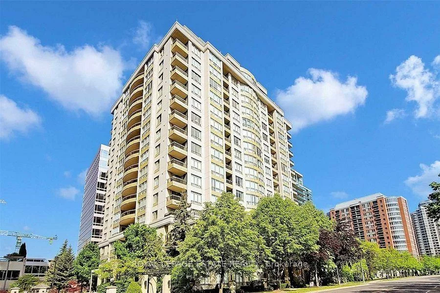 260, Doris, Willowdale East, Toronto