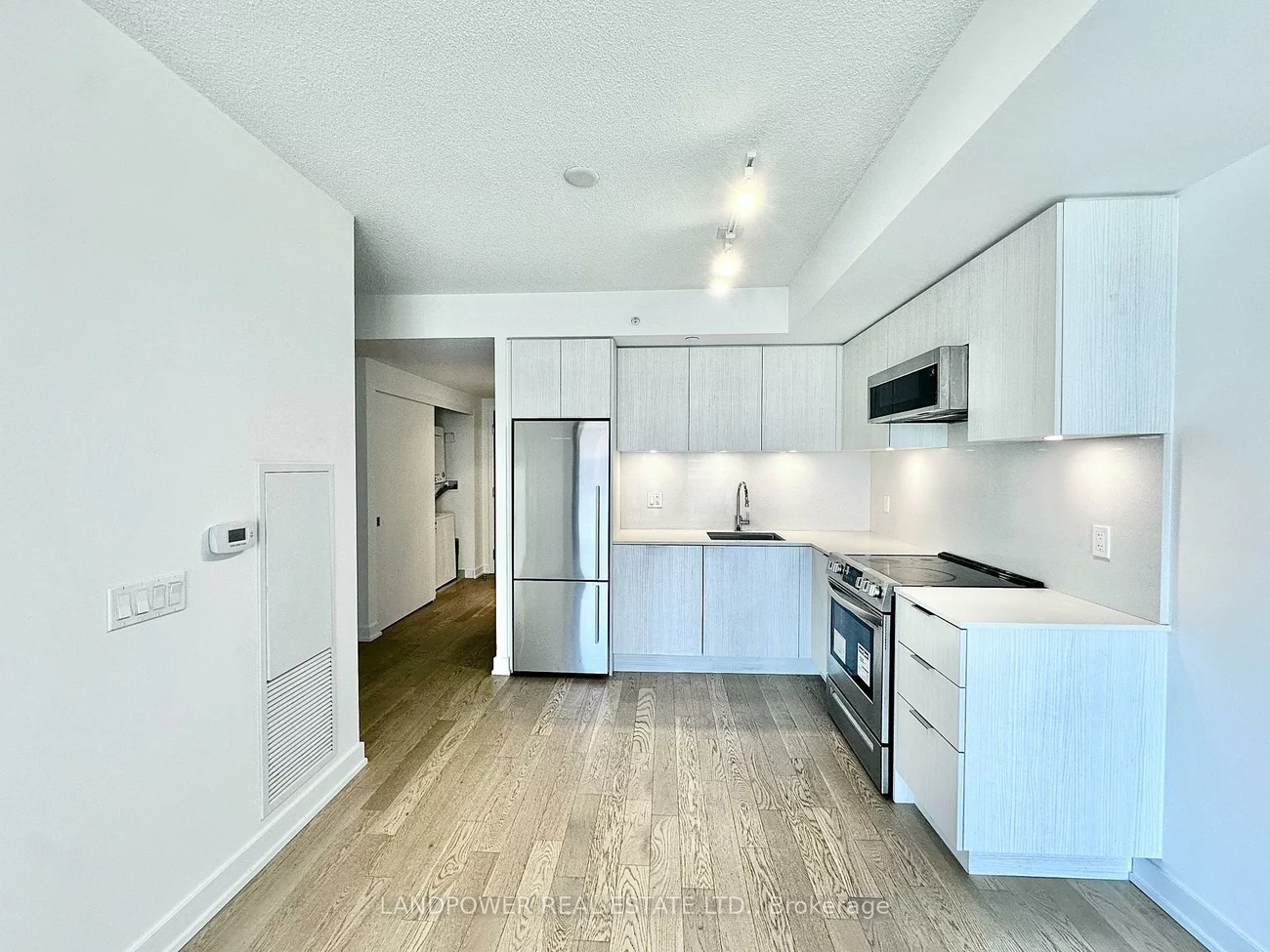 25, Richmond, Church-Yonge Corridor, Toronto