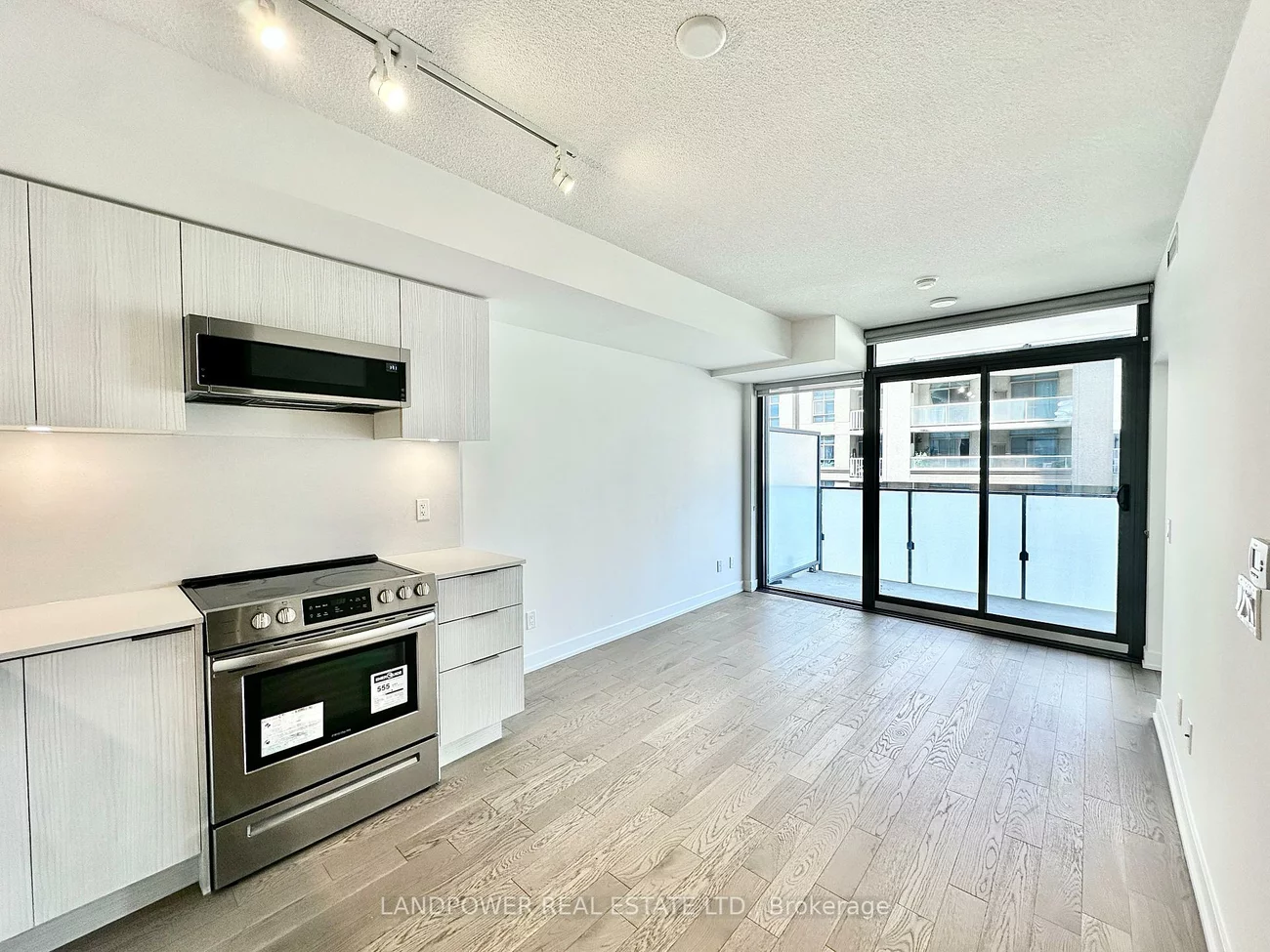 25, Richmond, Church-Yonge Corridor, Toronto