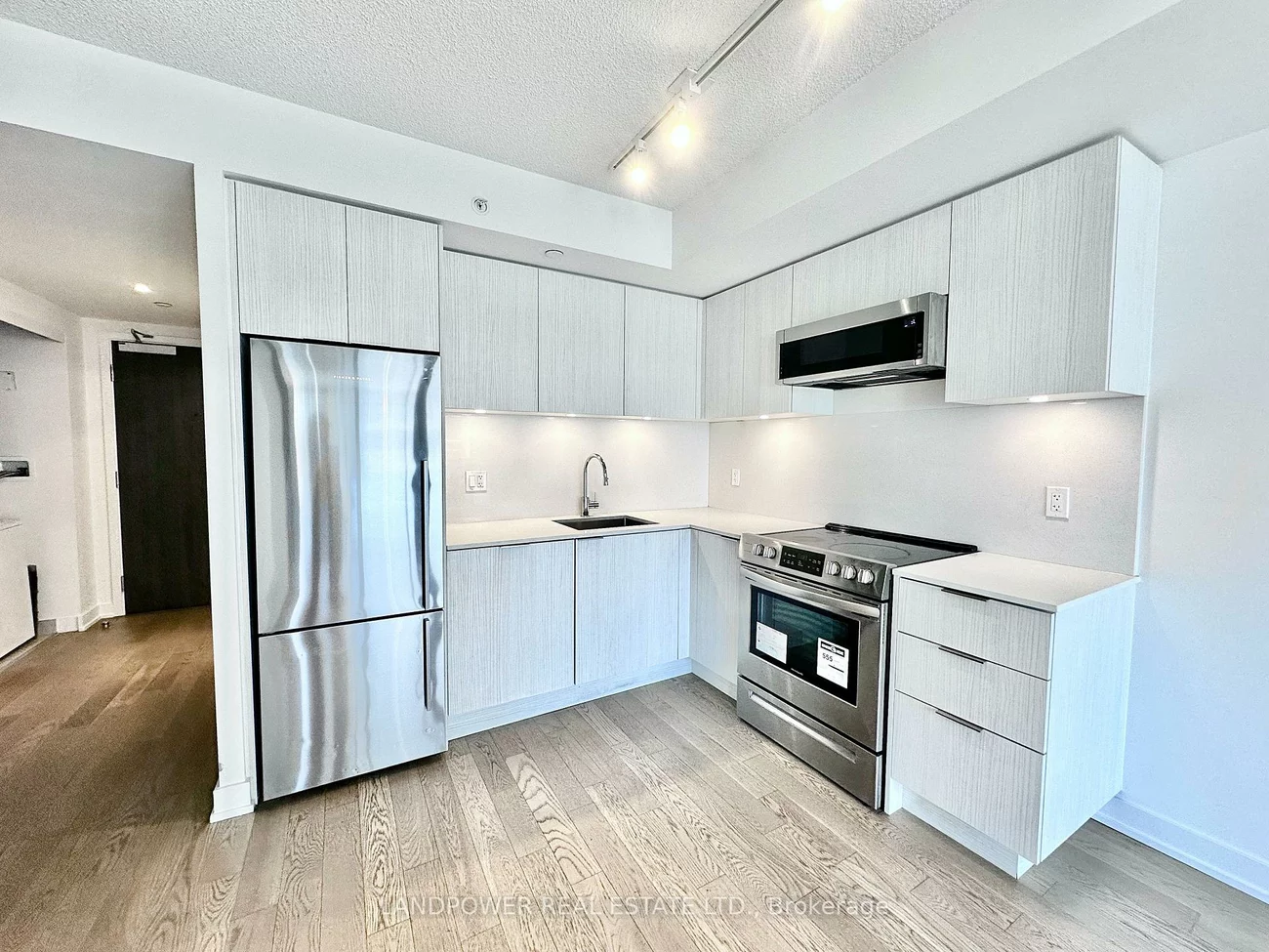 25, Richmond, Church-Yonge Corridor, Toronto