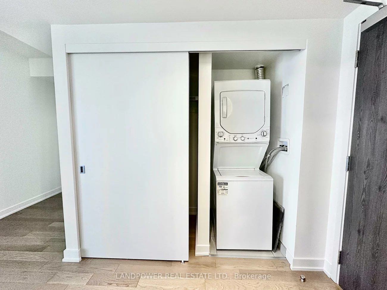 25, Richmond, Church-Yonge Corridor, Toronto