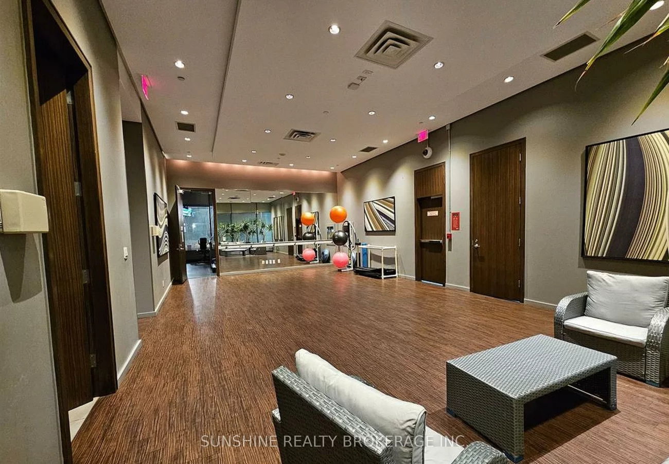 33, Lombard, Church-Yonge Corridor, Toronto