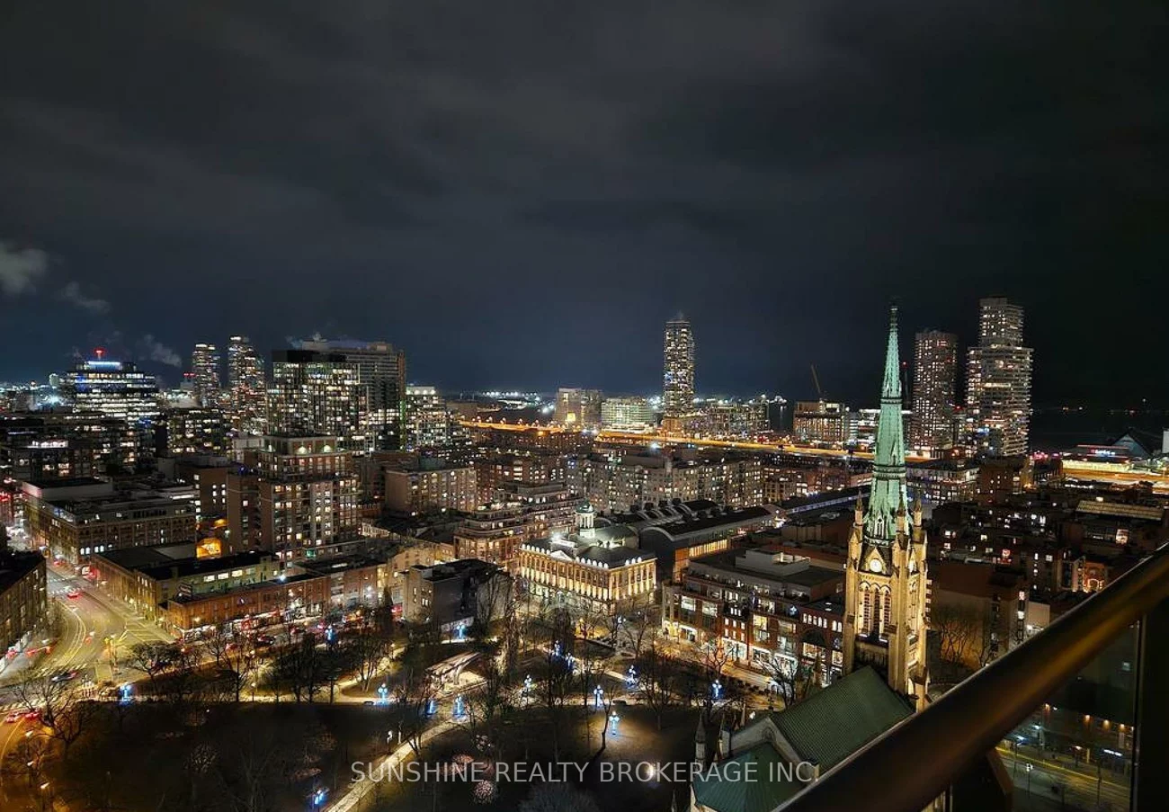 33, Lombard, Church-Yonge Corridor, Toronto
