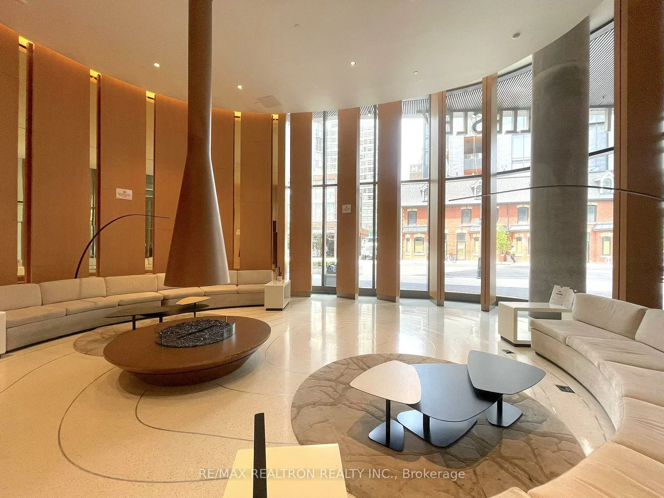 11, Wellesley, Bay Street Corridor, Toronto