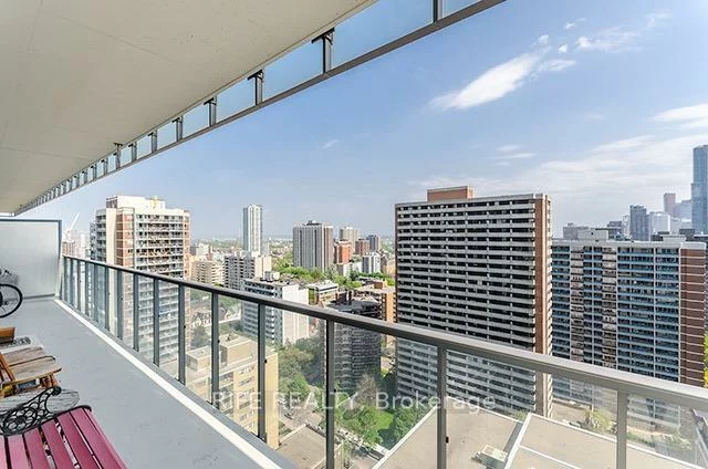 33, Charles, Church-Yonge Corridor, Toronto