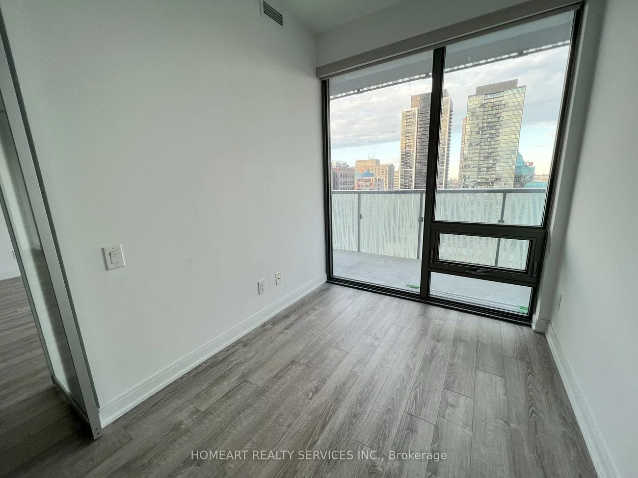 50, Charles, Church-Yonge Corridor, Toronto