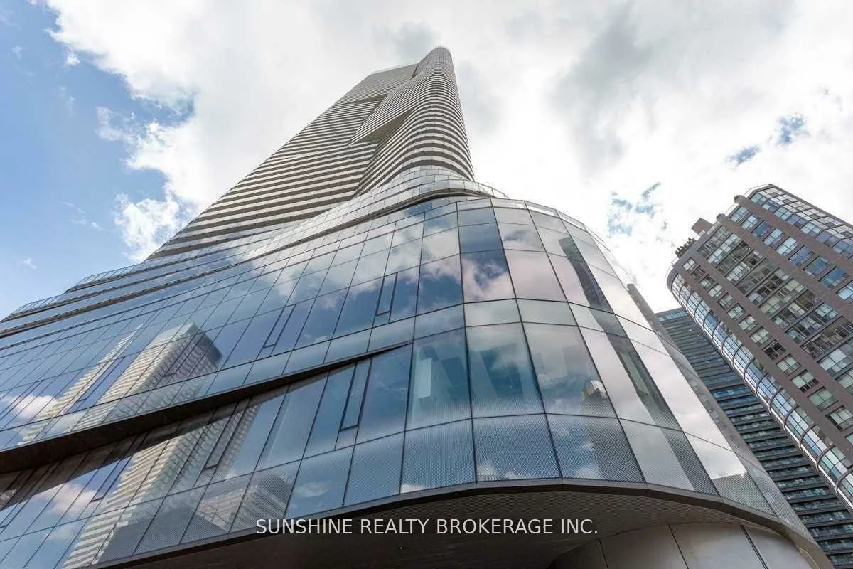 11, Wellesley, Bay Street Corridor, Toronto