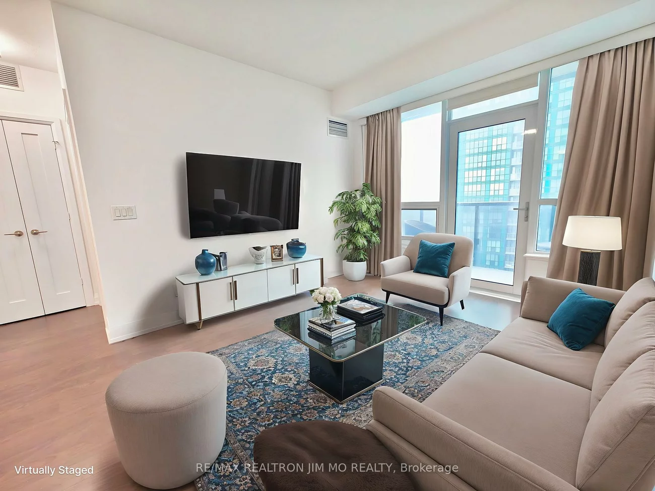 2, Anndale, Willowdale East, Toronto