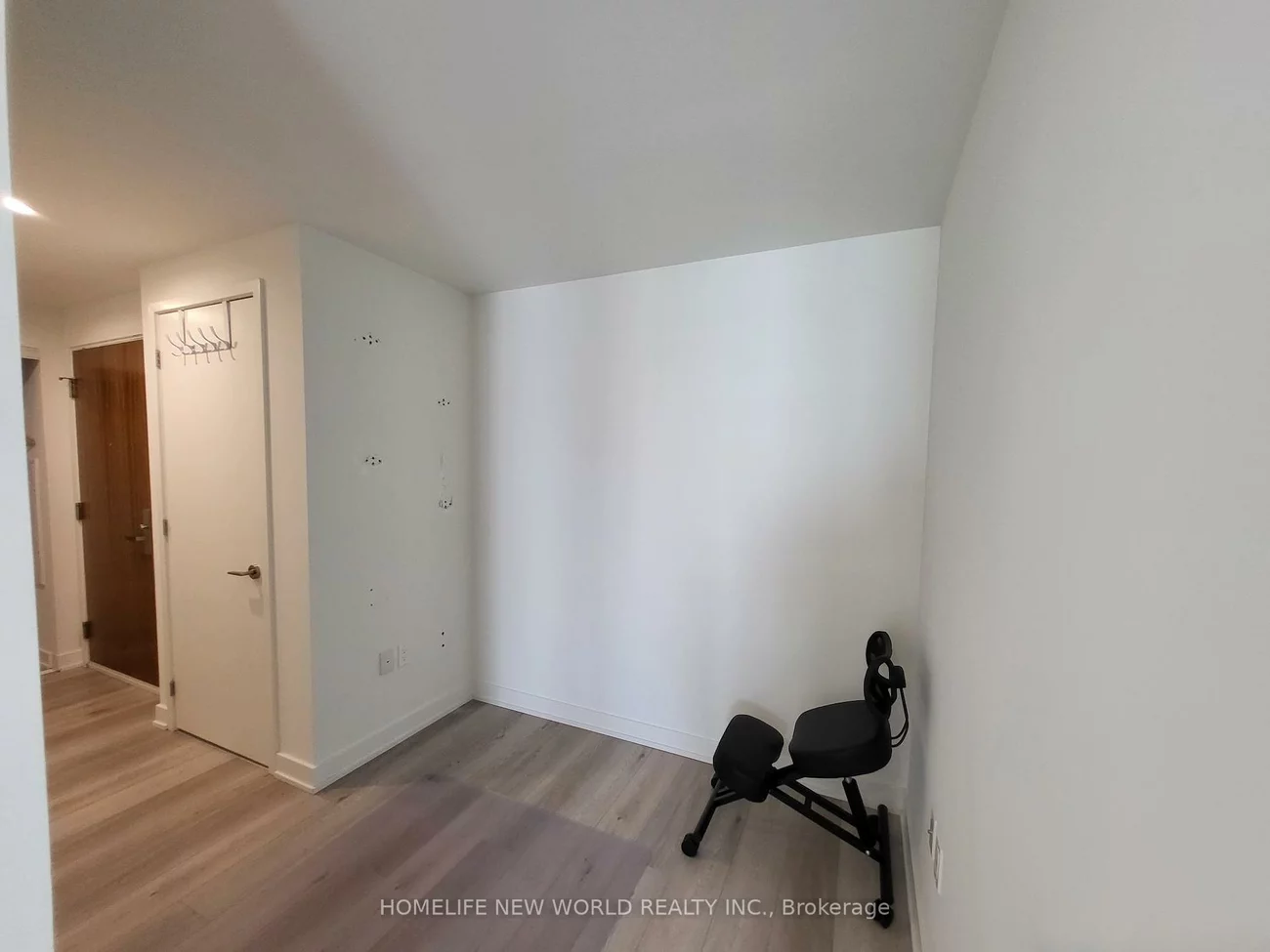 15, Queens, Waterfront Communities C8, Toronto