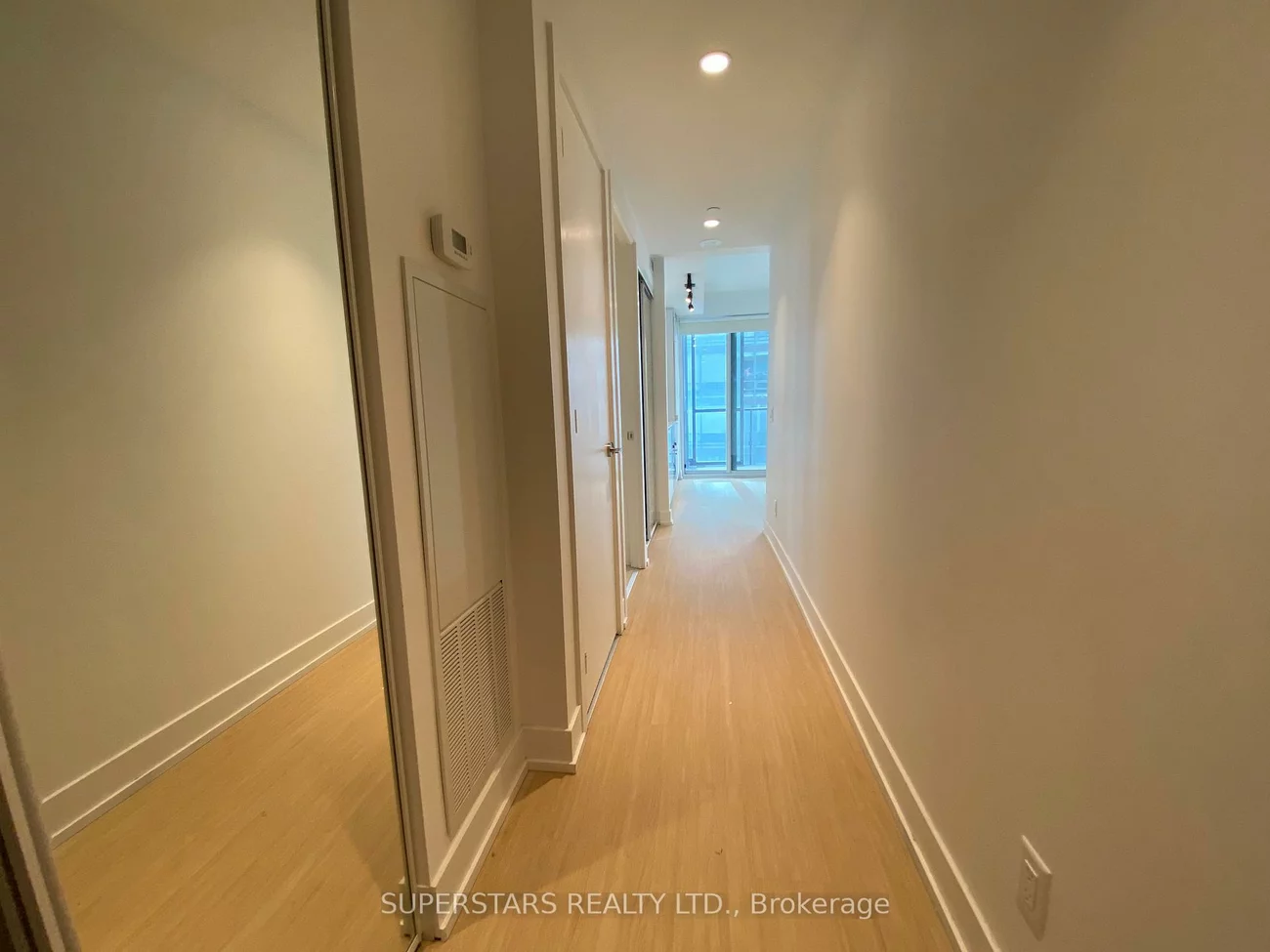 7, Grenville, Bay Street Corridor, Toronto