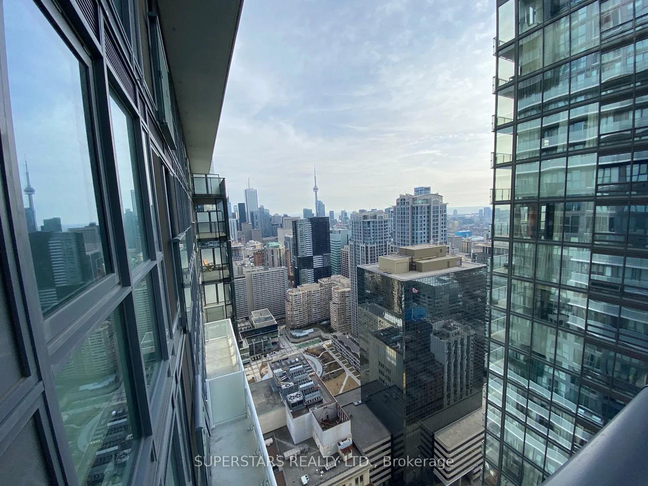 7, Grenville, Bay Street Corridor, Toronto