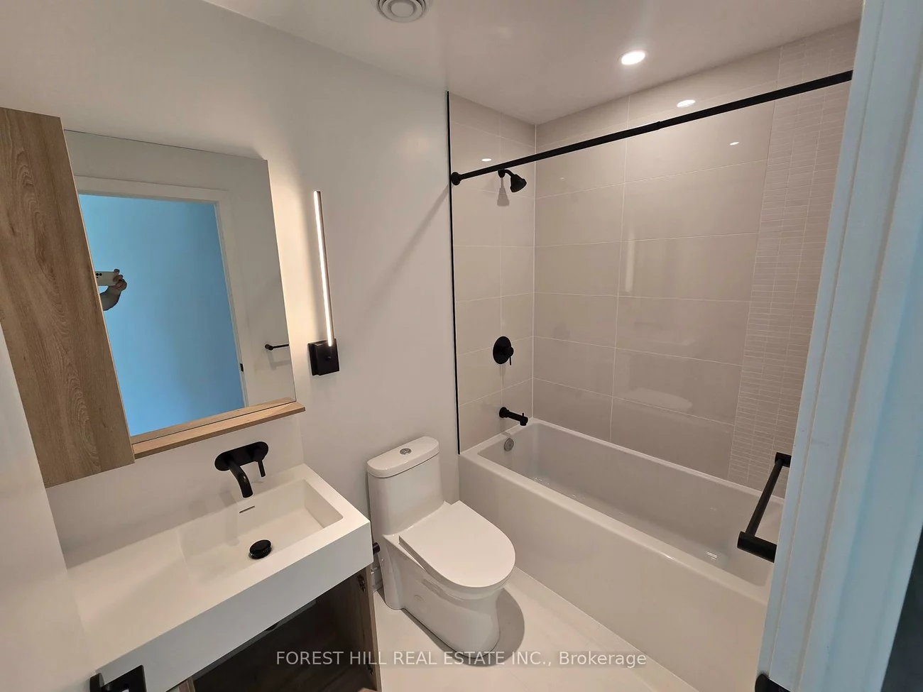 117, Broadway, Mount Pleasant West, Toronto