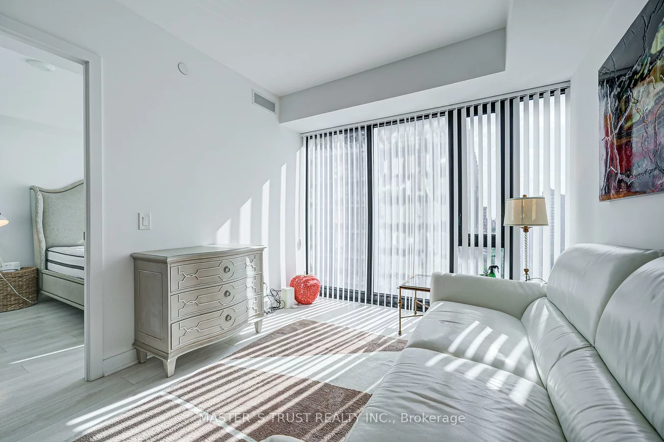 188, Cumberland, Annex, Toronto