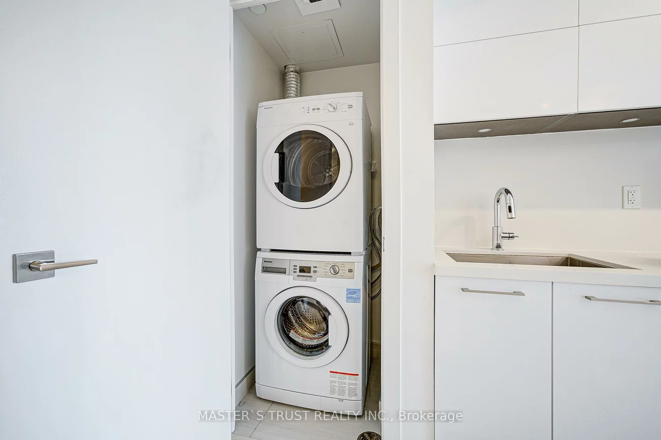 188, Cumberland, Annex, Toronto