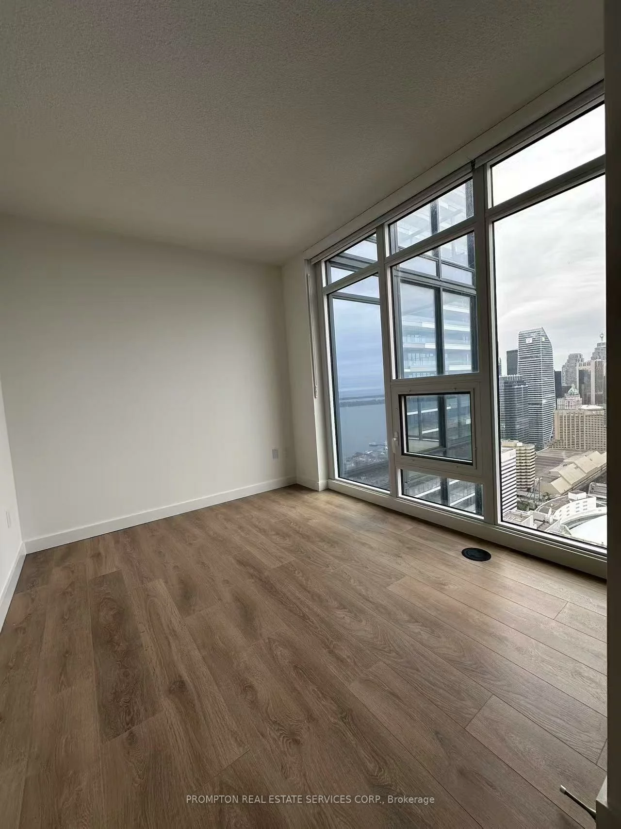 3, Concord Cityplace, Waterfront Communities C1, Toronto