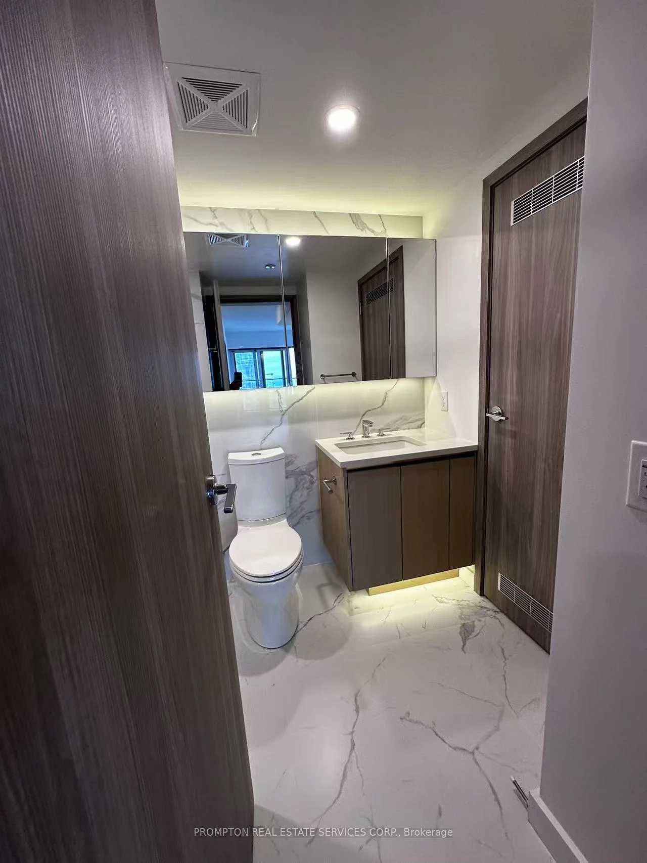 3, Concord Cityplace, Waterfront Communities C1, Toronto