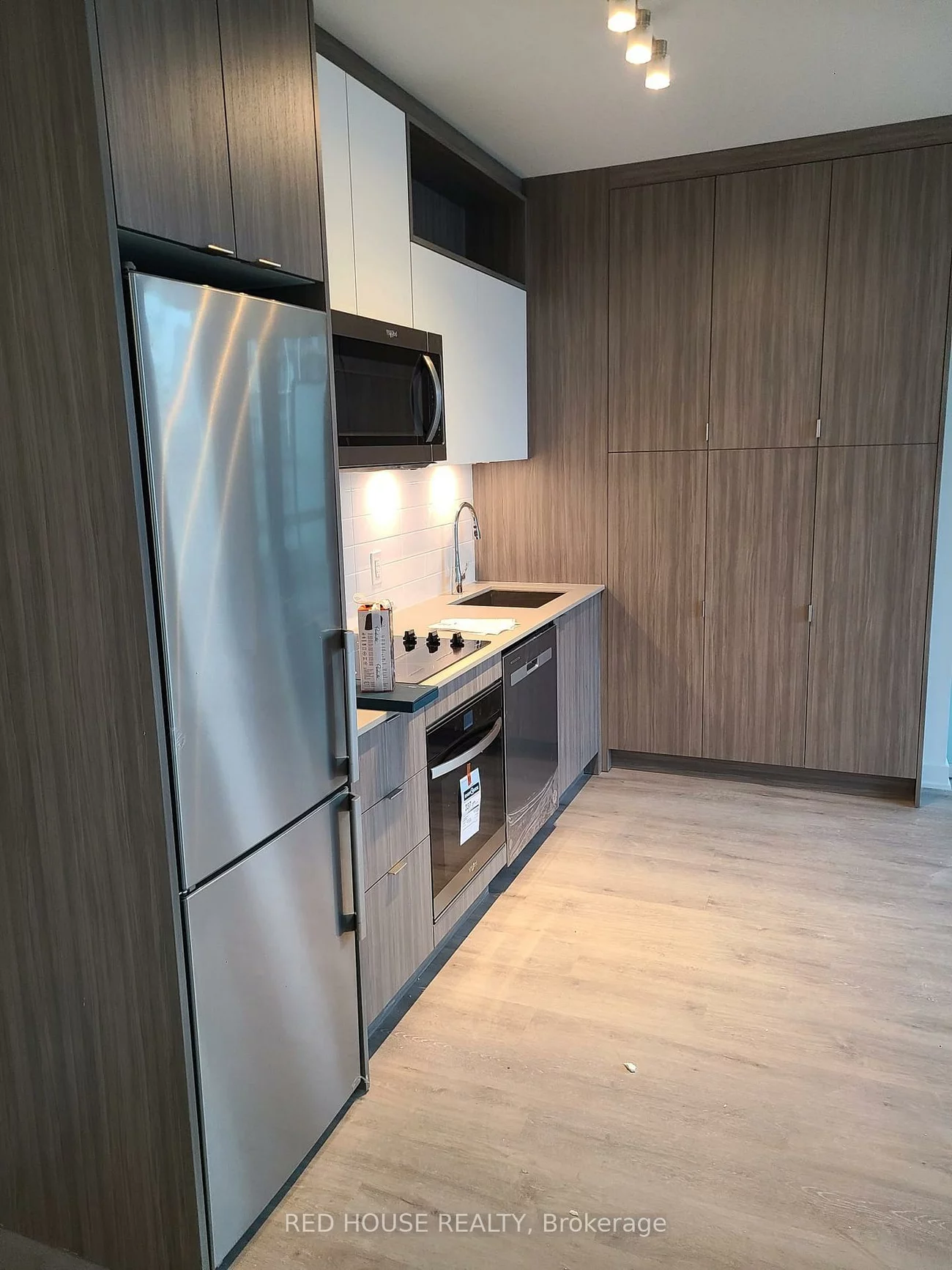 70, Princess, Waterfront Communities C8, Toronto