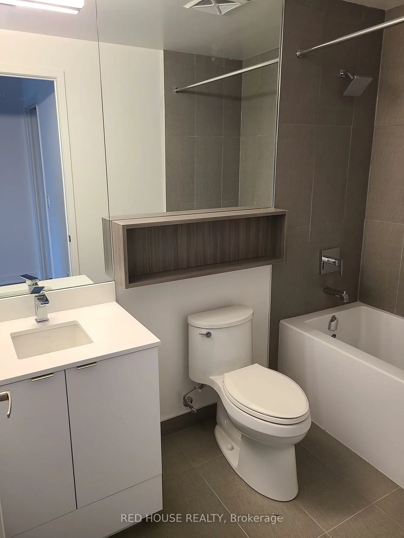 70, Princess, Waterfront Communities C8, Toronto