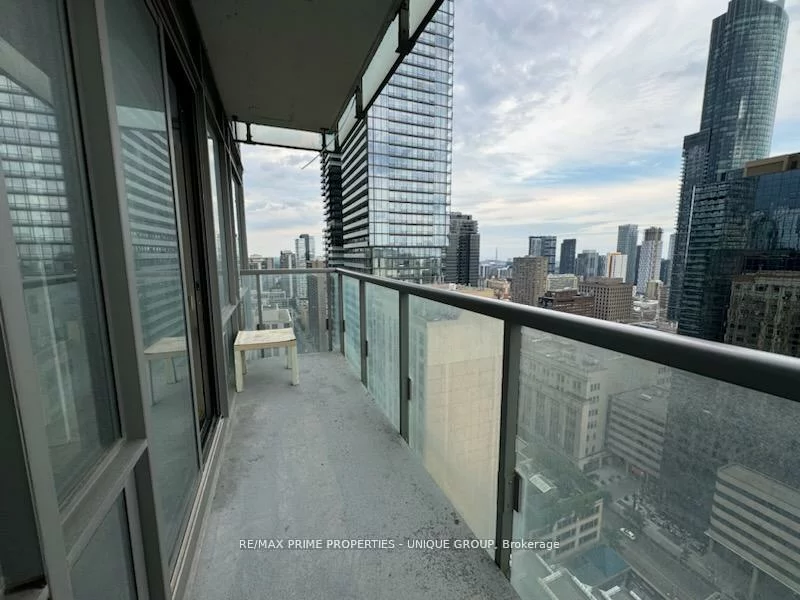 38, Grenville, Bay Street Corridor, Toronto