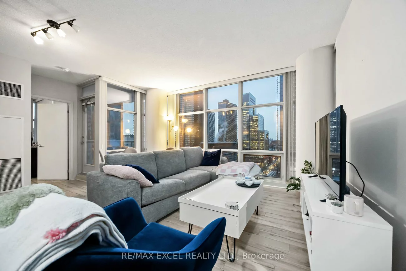 35, Mariner, Waterfront Communities C1, Toronto