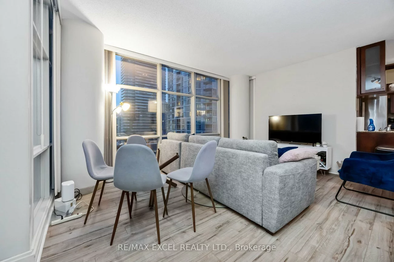 35, Mariner, Waterfront Communities C1, Toronto