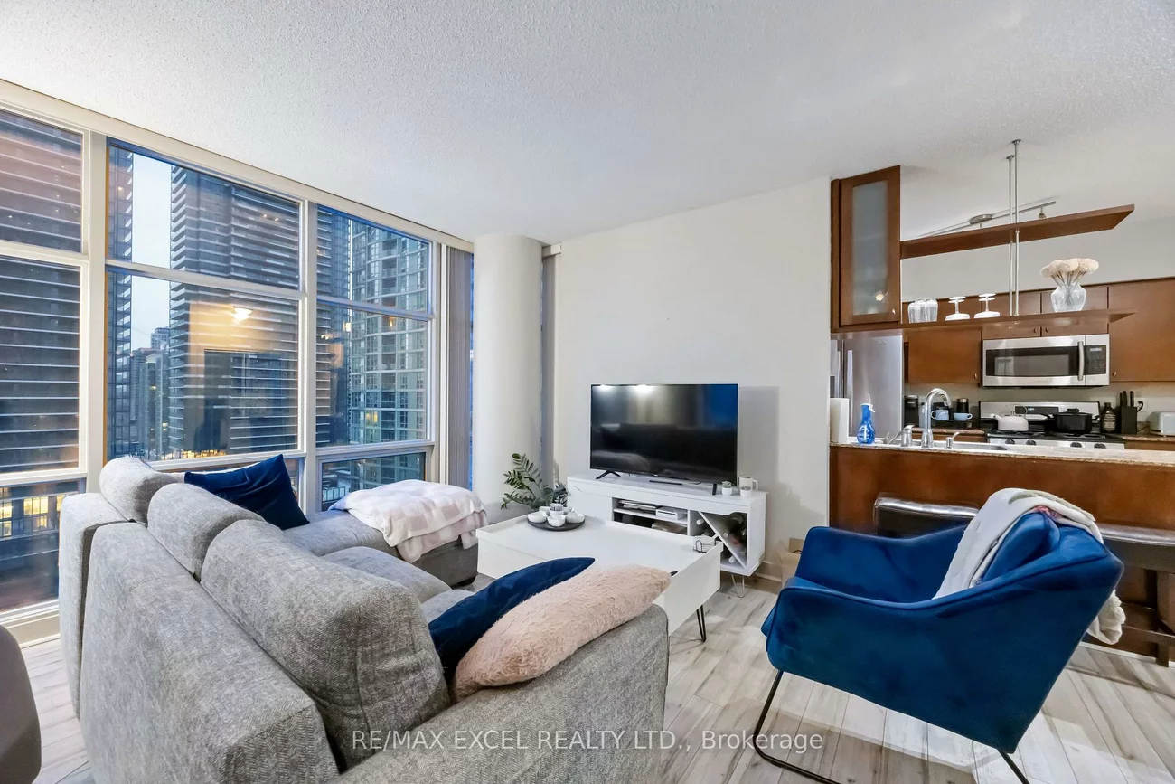 35, Mariner, Waterfront Communities C1, Toronto