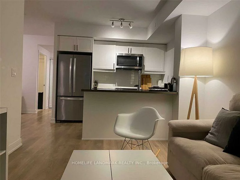 50, Wellesley, Church-Yonge Corridor, Toronto