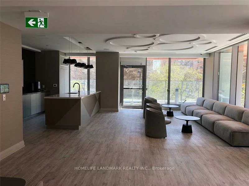 50, Wellesley, Church-Yonge Corridor, Toronto