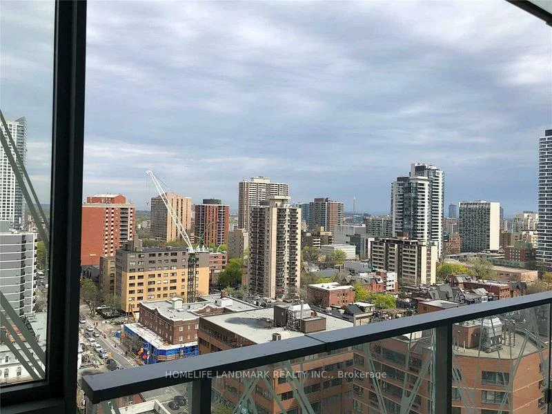 50, Wellesley, Church-Yonge Corridor, Toronto