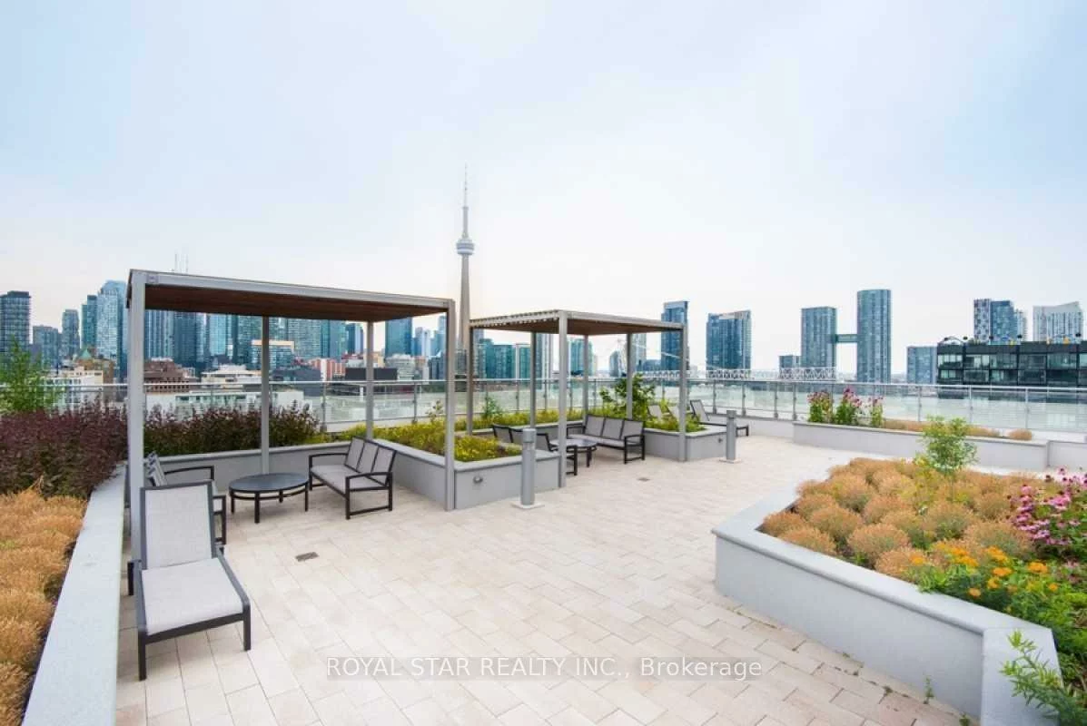 525, Adelaide, Waterfront Communities C1, Toronto