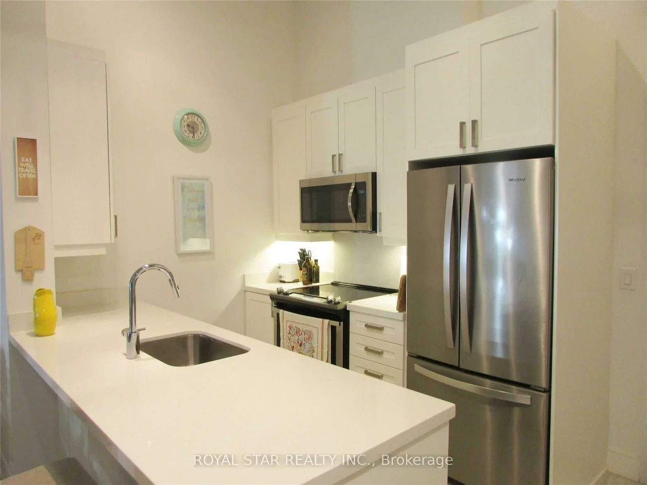 525, Adelaide, Waterfront Communities C1, Toronto