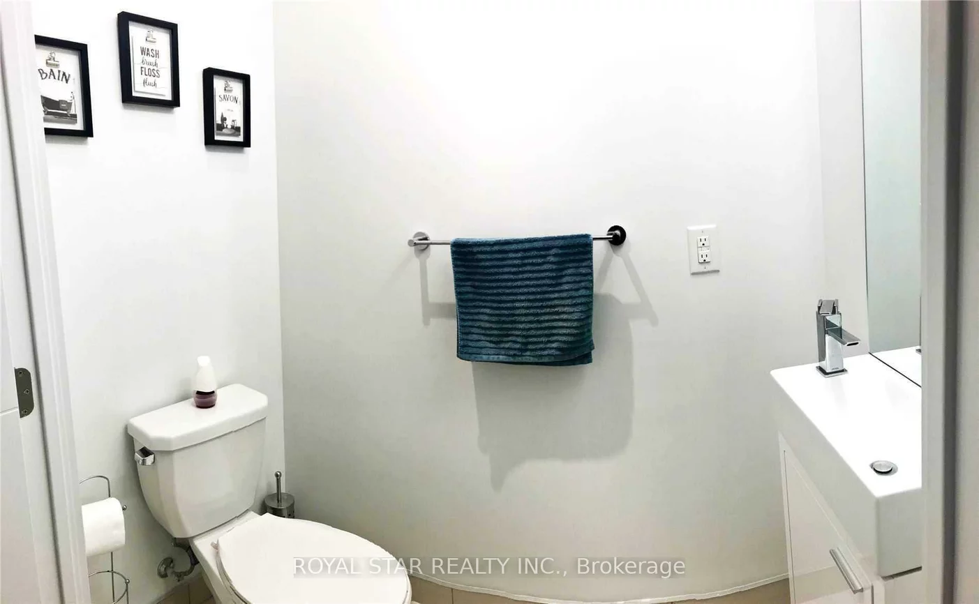 525, Adelaide, Waterfront Communities C1, Toronto