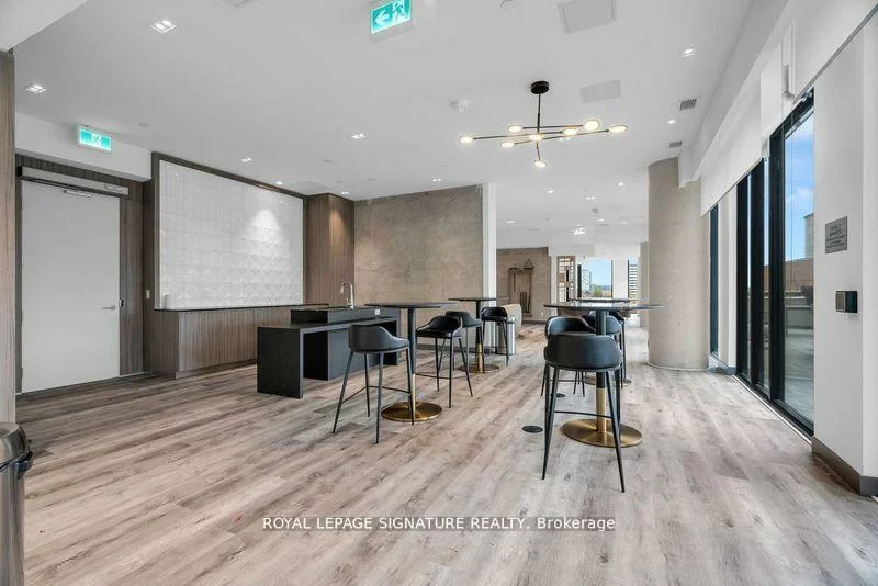 47, Mutual St, Church-Yonge Corridor, Toronto