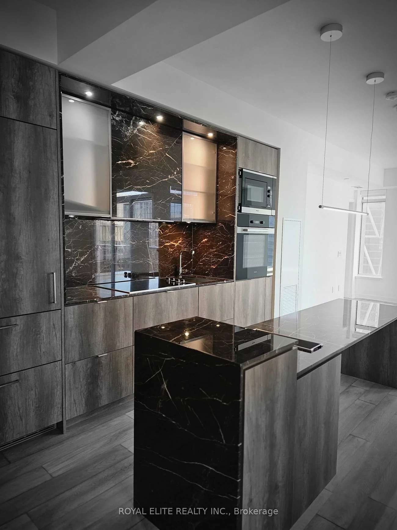 11, Yorkville, Annex, Toronto