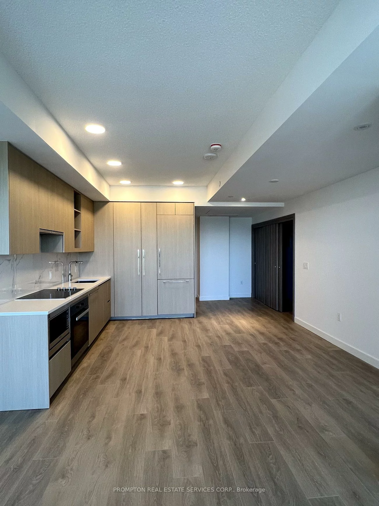 25, Mcmahon, Bayview Village, Toronto