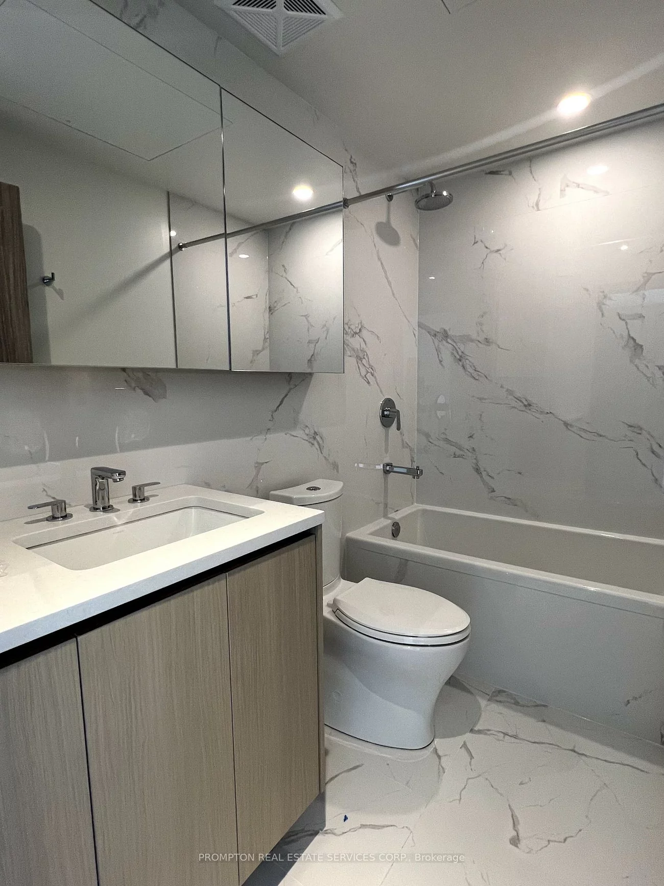 25, Mcmahon, Bayview Village, Toronto
