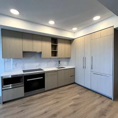 25, Mcmahon, Bayview Village, Toronto