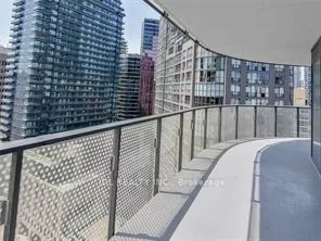 11, Wellesley, Bay Street Corridor, Toronto