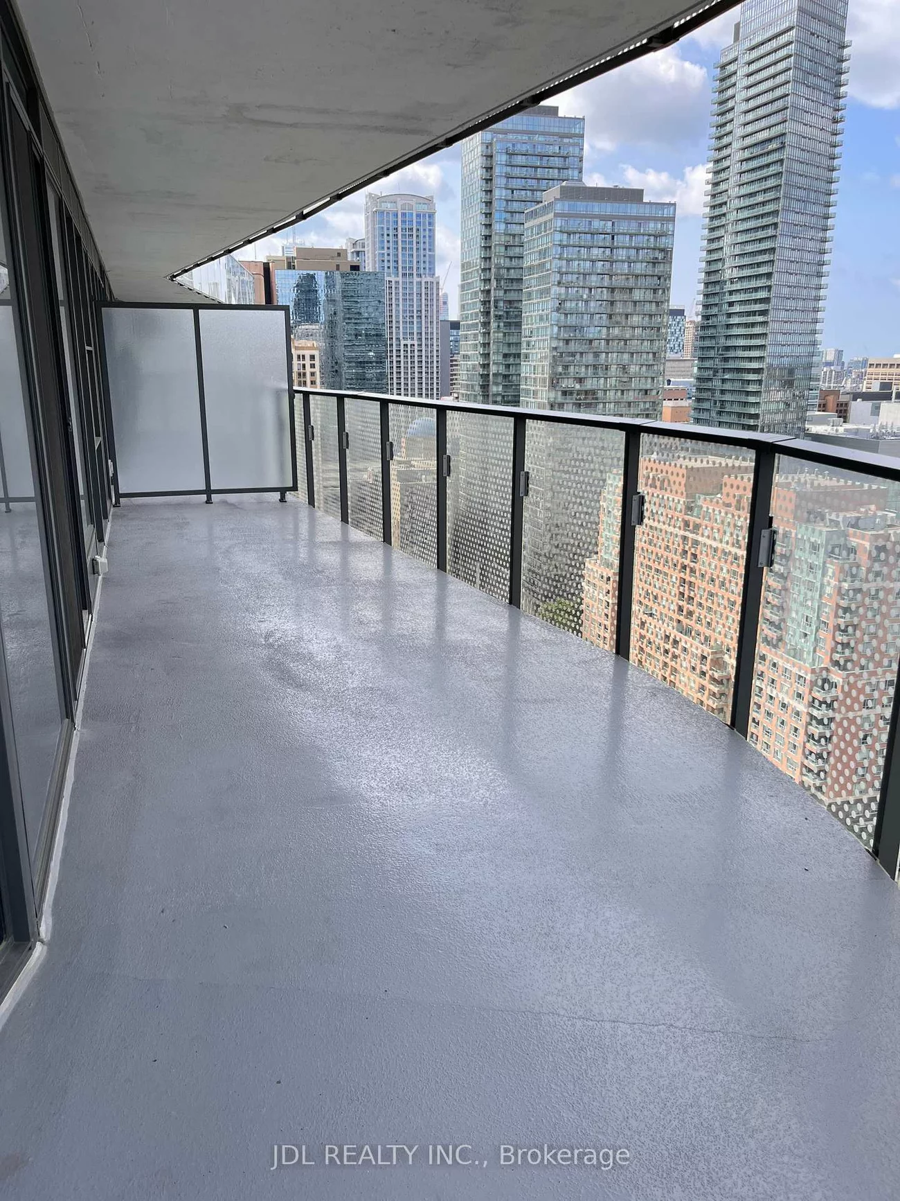11, Wellesley, Bay Street Corridor, Toronto