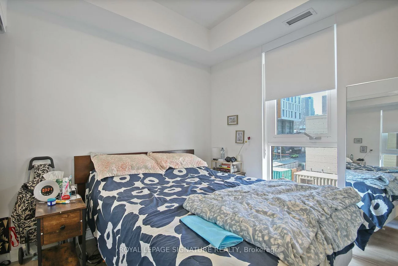 100, Dalhousie, Church-Yonge Corridor, Toronto