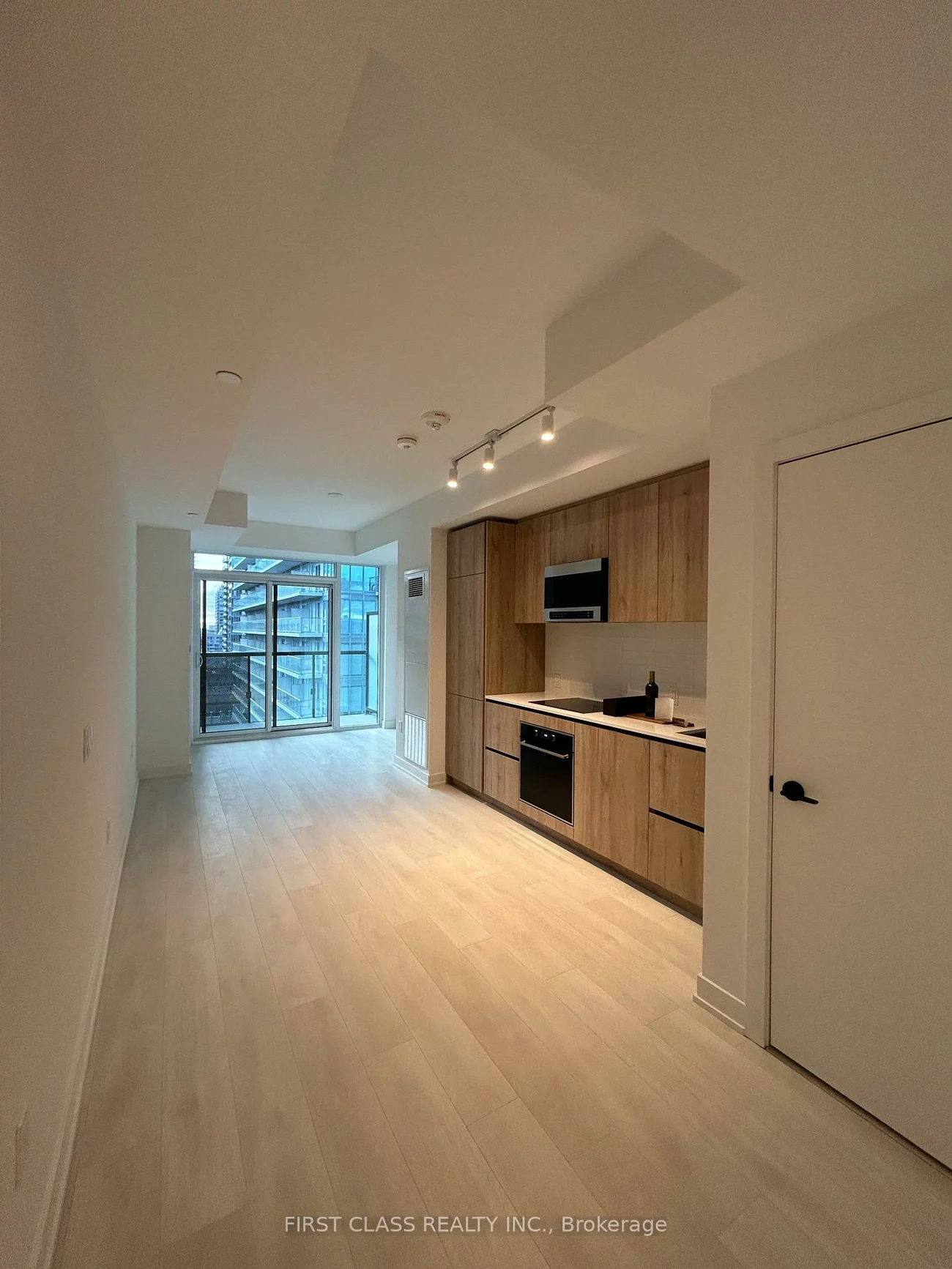 127, Broadway, Mount Pleasant West, Toronto
