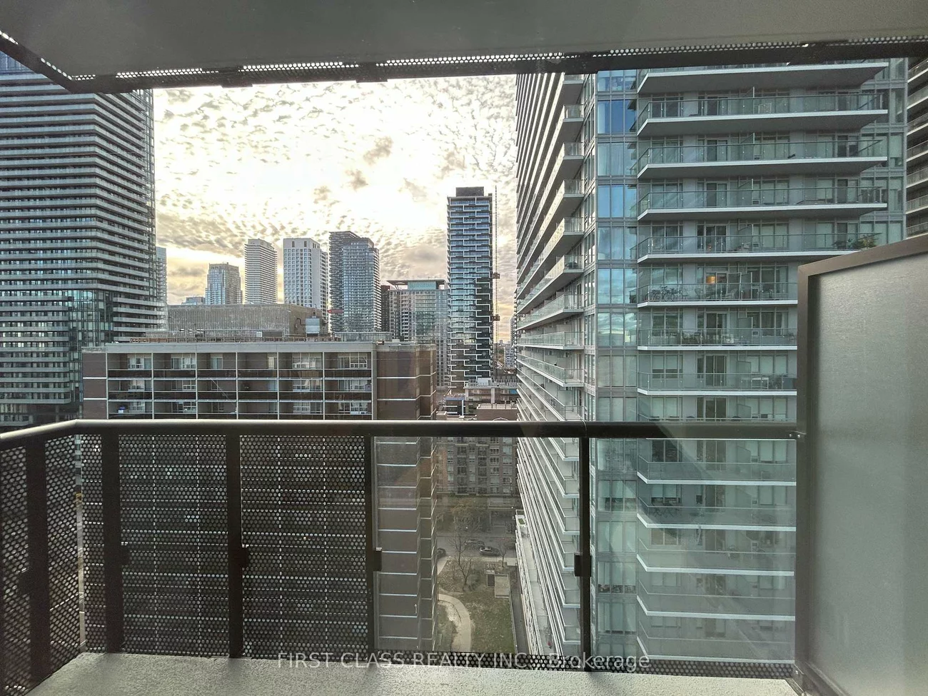 127, Broadway, Mount Pleasant West, Toronto