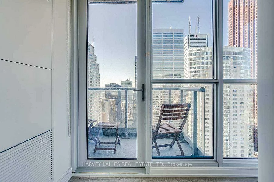 88, Scott, Church-Yonge Corridor, Toronto